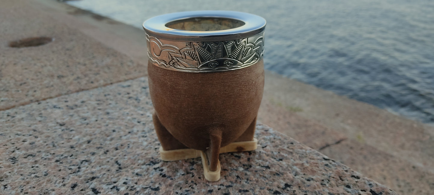 Mate imperial de cuero crudo